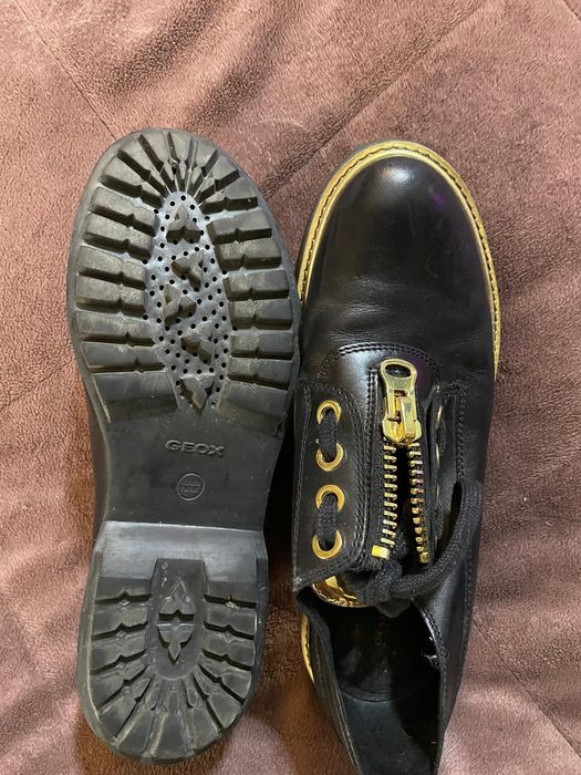 Pantofi Geox foarte comozi