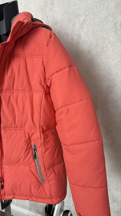 Теплая зимняя куртка