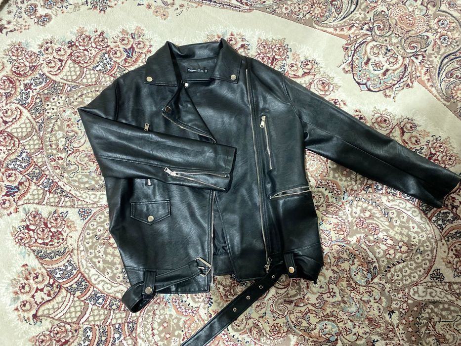 Сырт киімдер кожный костюм