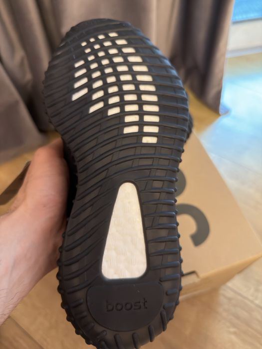 Vand Adidas Yeezy Boost 350 V2 Onyx  - 100% LEGIT/ ORIGINALI - Marimea 41 1/3