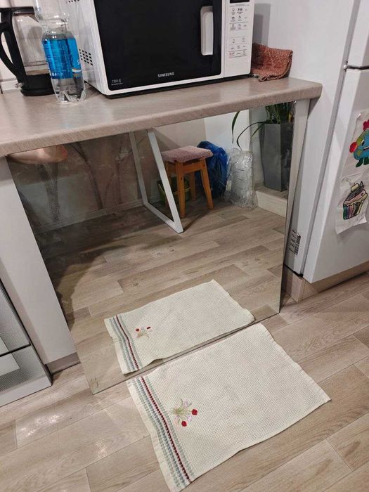 Зеркало 820*790 мм