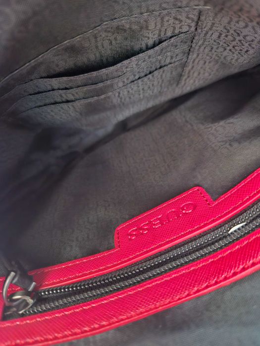 Guess оригинална мъжка чанта