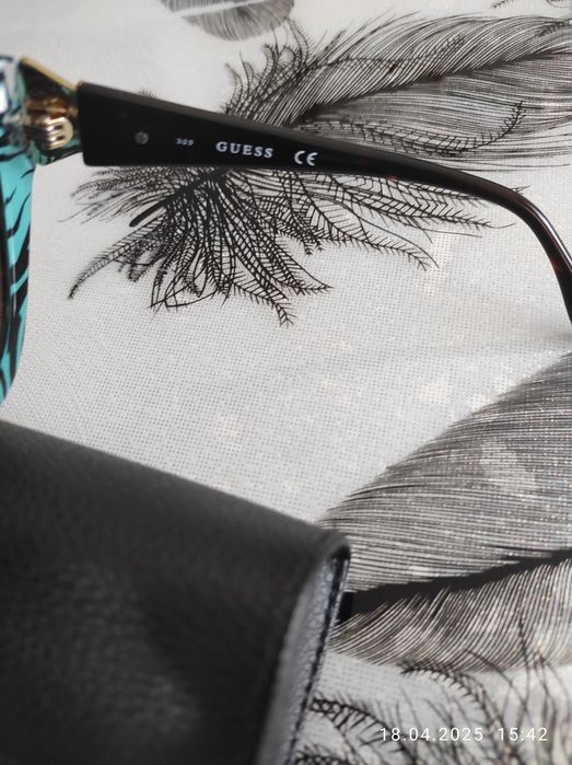 Слънчеви очила " GUESS" - 40 лв.!!