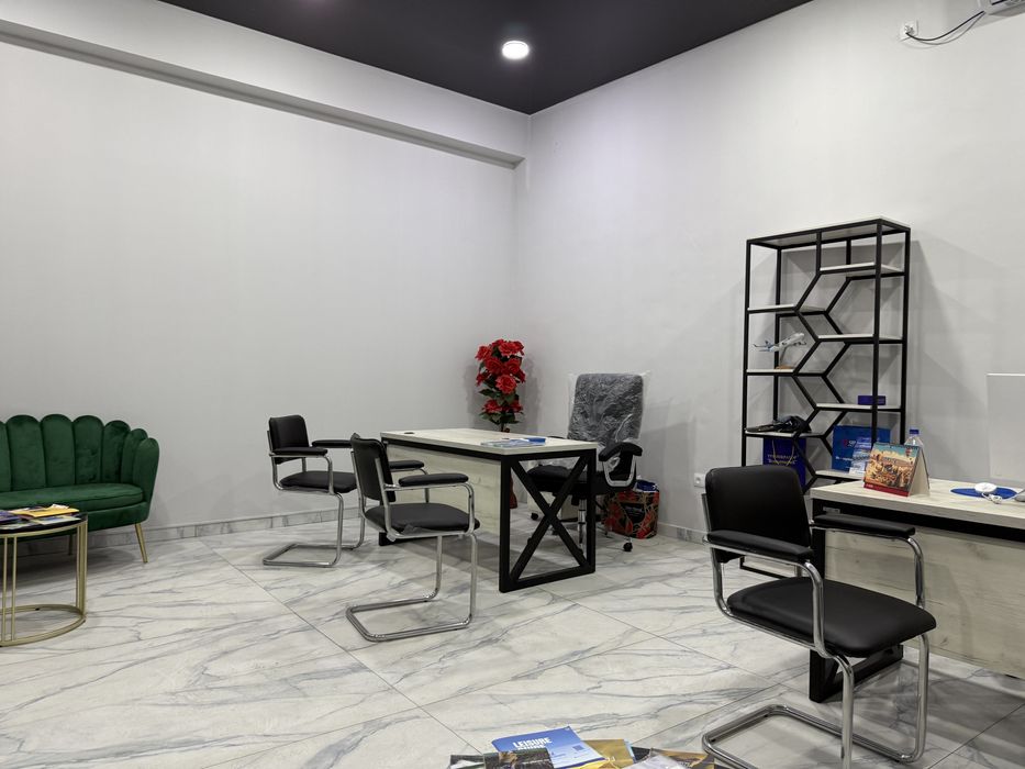 Продается офисная мебель