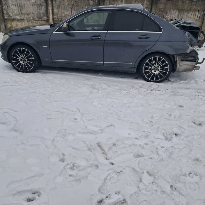 Mercedes c220 model 204w avangarde