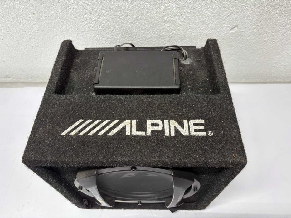 Субуфер Alpine 8
