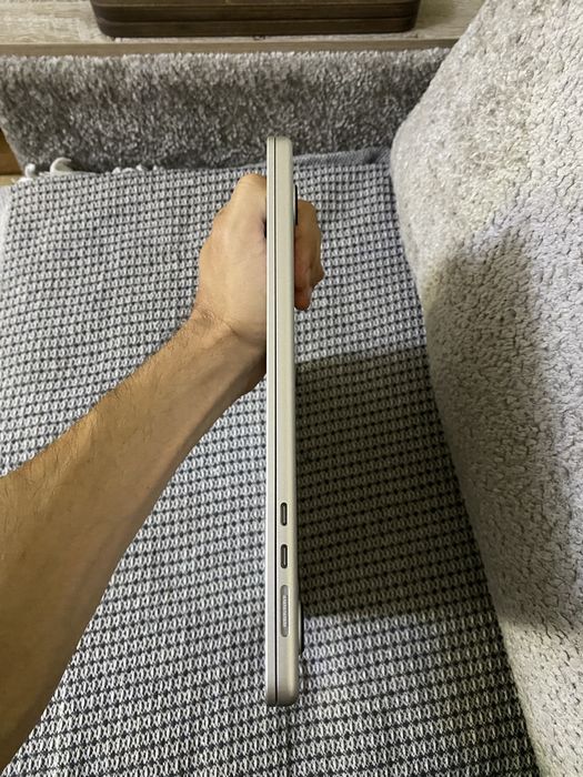 Macbook air m2 15 16/256