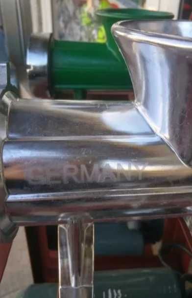 Месомелачка номер 32 с ел мотор Румъния Германия