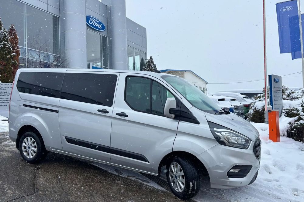 Ford Transit Custom Ford Transit Custom Kombi, L2H1, 8 locuri