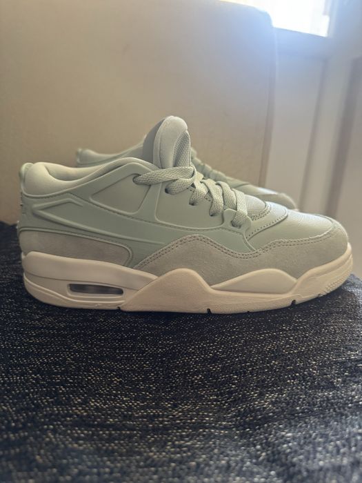 Air Jordan 4 RM
