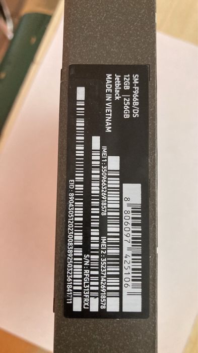 Galaxy Z Fold7 256gb Чисто нов