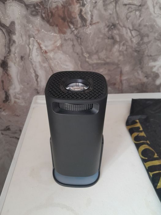 Продам проектор хороший