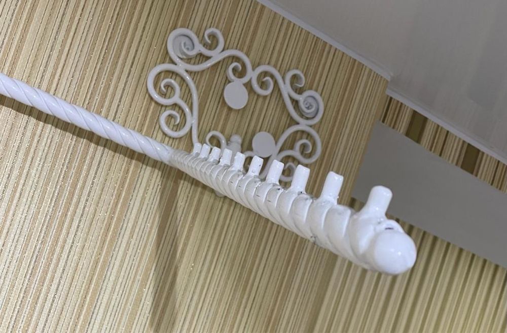 Вешалки для одежды