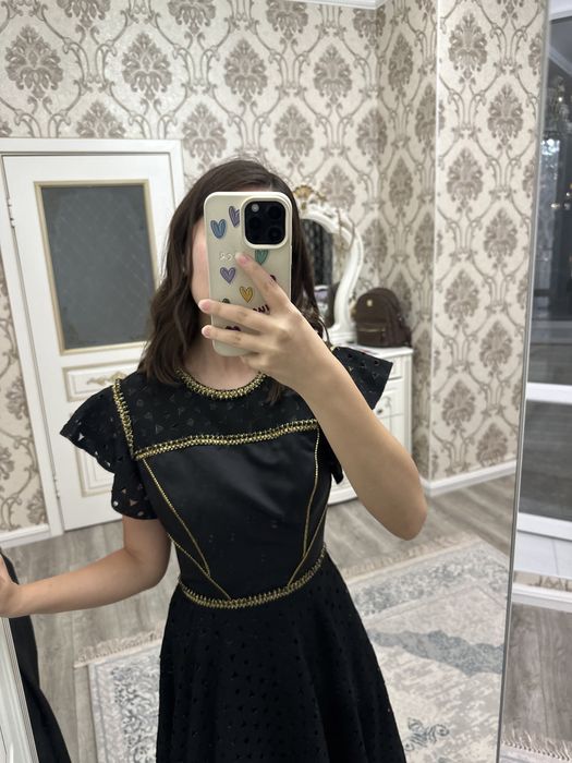 Черное платье Isabel Garcia