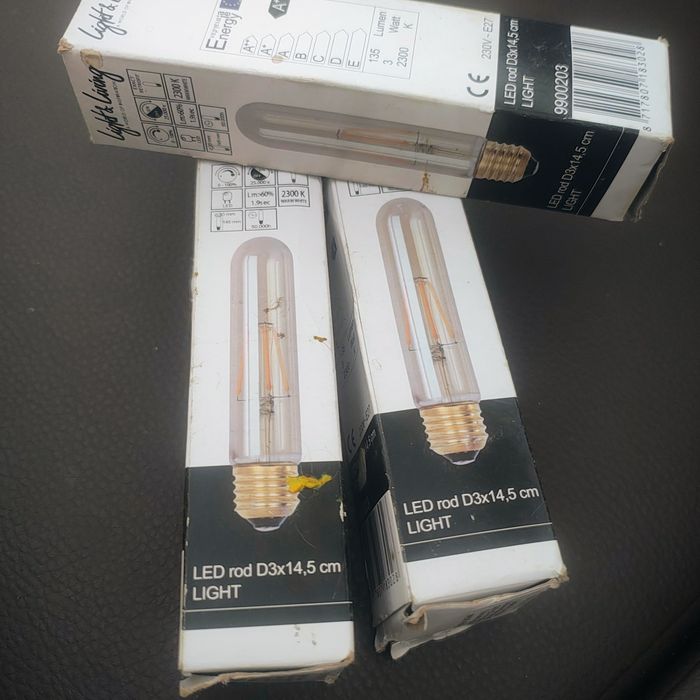 3 becuri LED Vintage Filament E27 – Noi