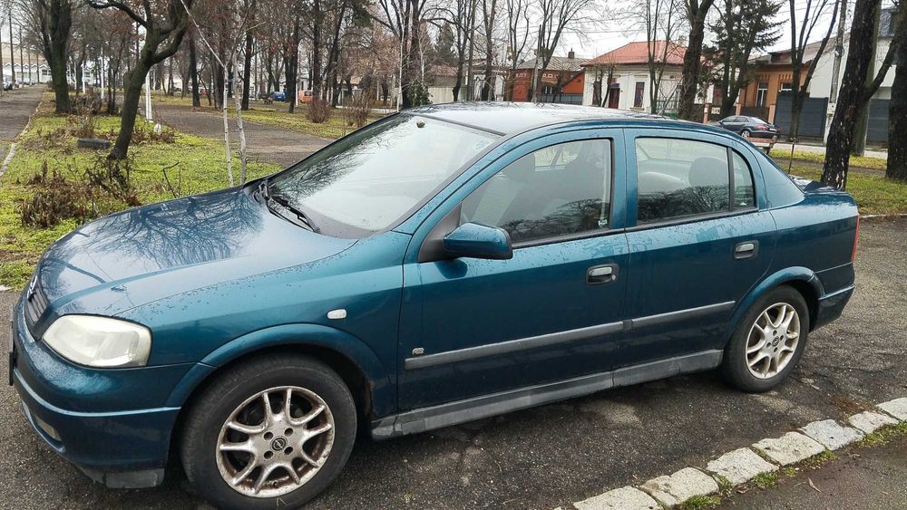 Vând Opel Astra,2007,8800 lei