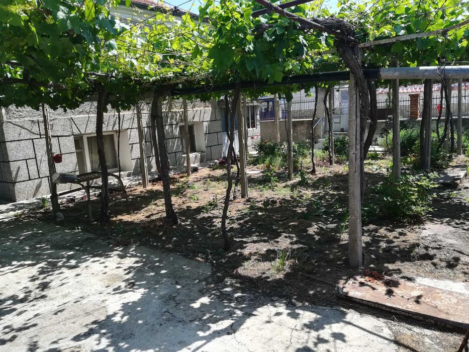 Продава се Къща в Шивачево - 216 кв.м за 278 €/кв.м - Снимка #2