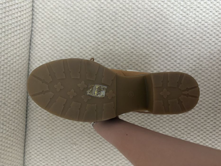 Боти високи нови