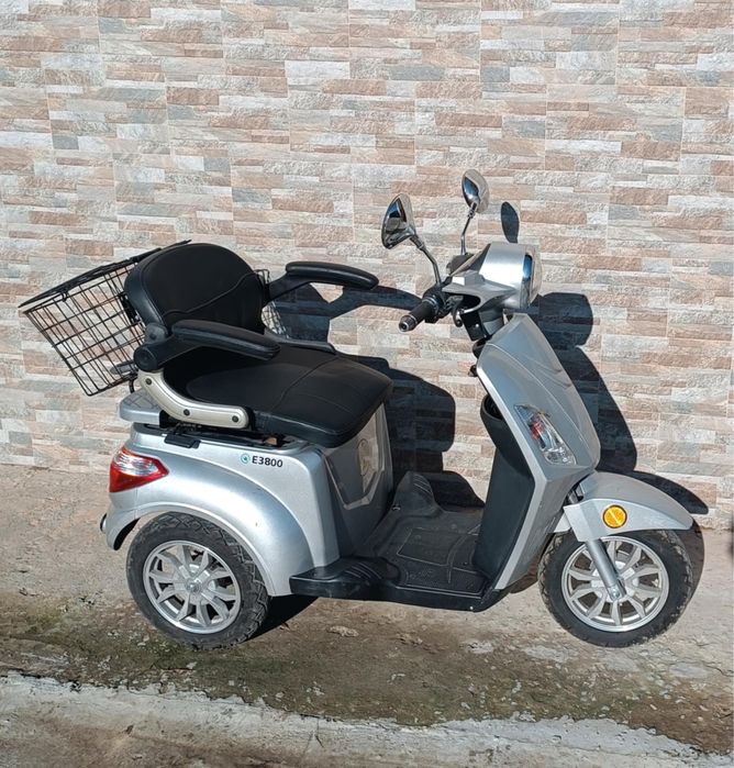 Електрическа триколка Luxxon E3800