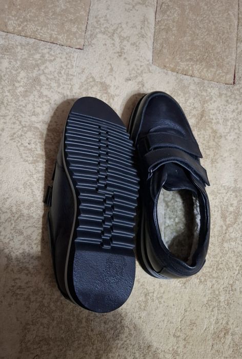 Мужской обувь размер 42