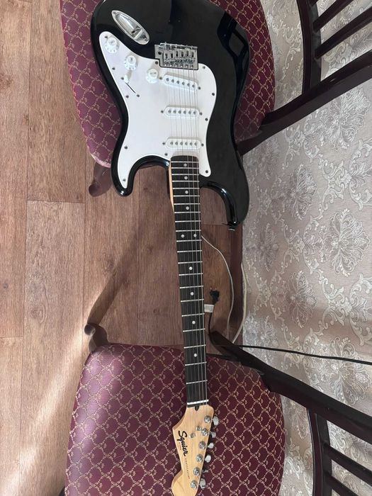 Электрогитара squier bullet stratocaster sss