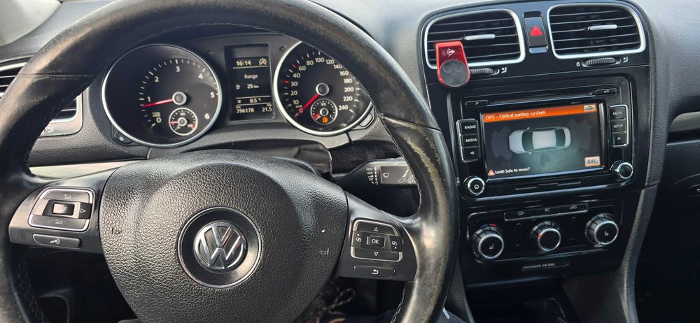 VOLKSWAGEN Golf 2011 — imagine 2