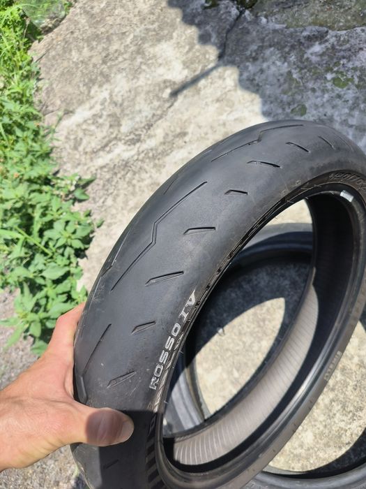 Pirelli Rosso 4.
