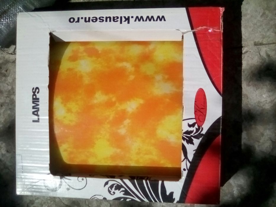 Aplica/plafoniera noua dreptunghiulara, galbena, cu 2 becuri de 60W