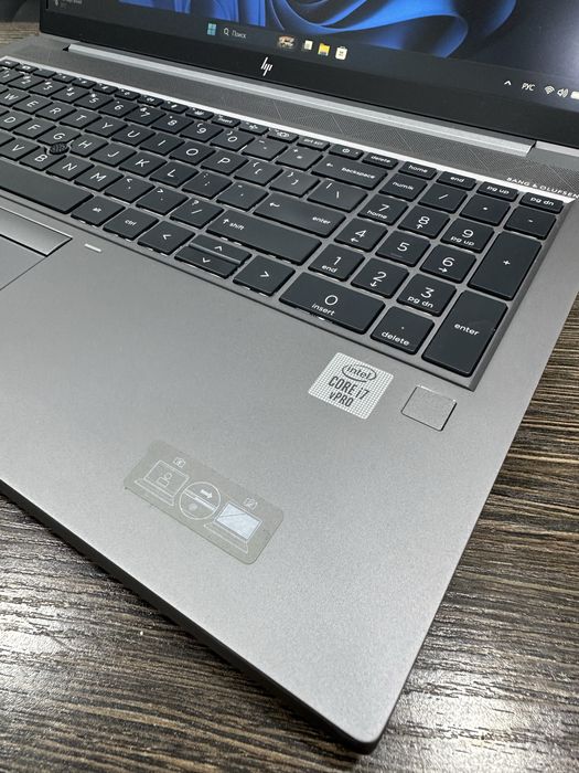 мощный 8-ядерный i7 ноутбук Hp Zbook FireFly 15 G7, для графики и iT