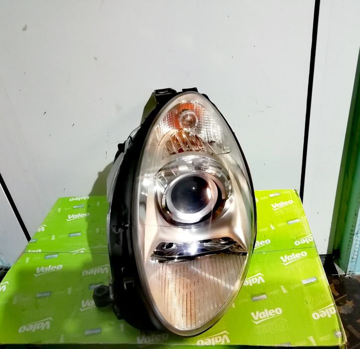 Фар Фарове за Мерцедес Р-класа В251 / Mercedes R-Class Minivan W251.