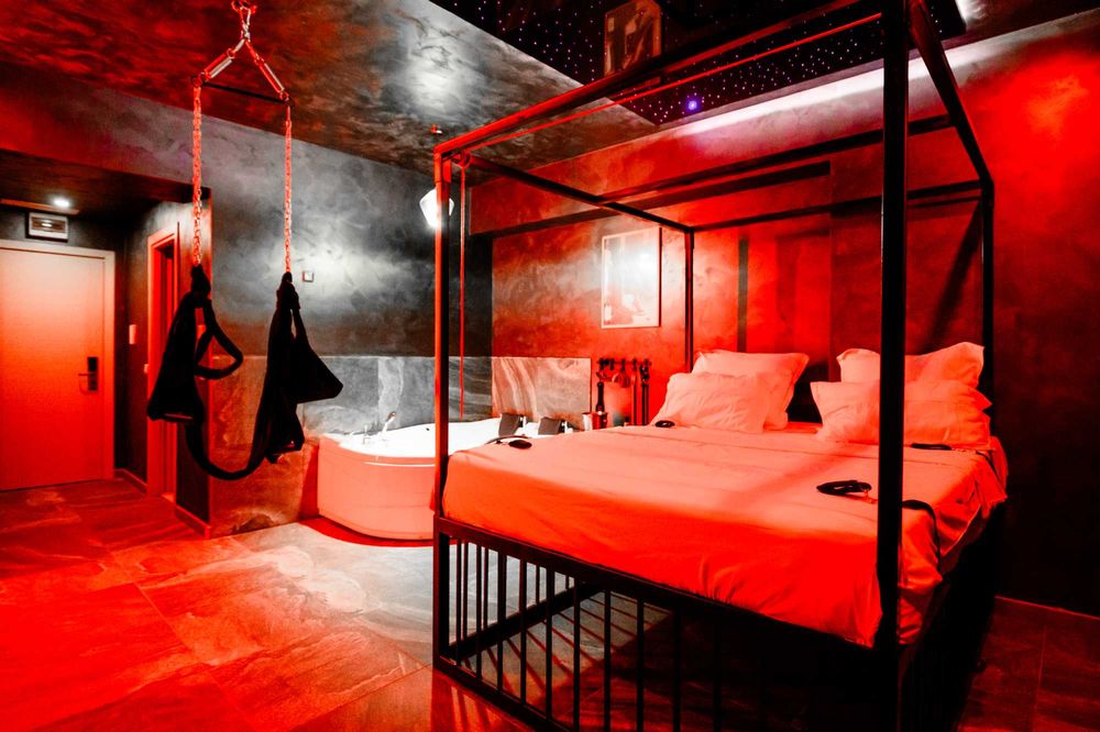 Romantic Studio