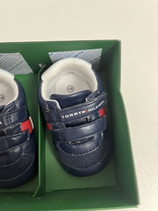 Adidasi bebe -Tommy Hilfiger