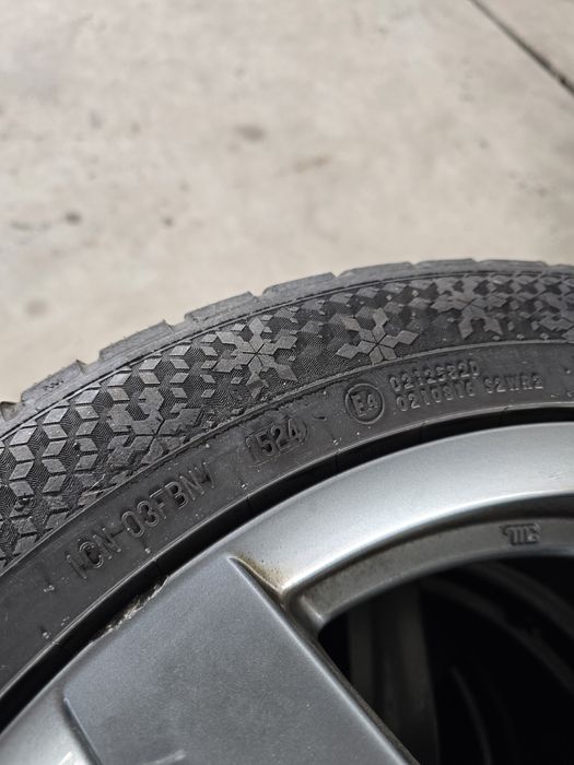 2 Броя 245/45/18 Continental 7,5mm 24dot