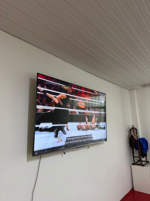 Телевизор Yasin smart tv