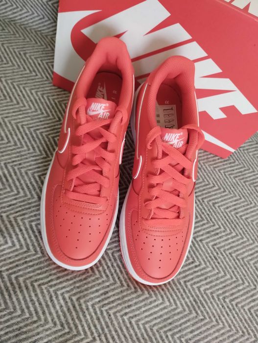 Nike Air Max Red маратонки номер 37.5
