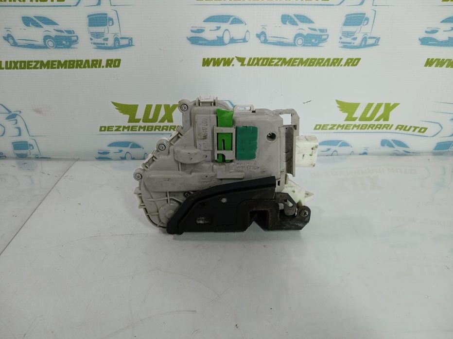 Broasca incuietoare stanga fata 8x1837015C Audi A3 8V