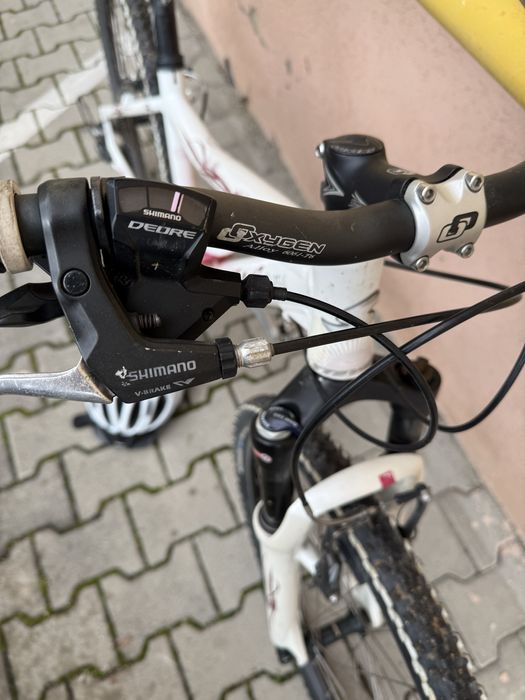 Bicicletă fete/dama Stevens Nema - 26 inchi - cască cadou