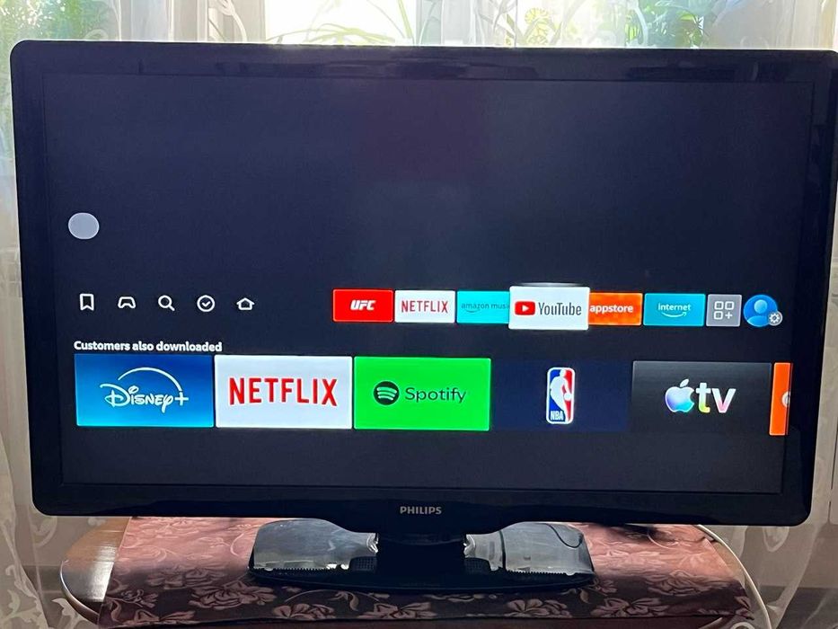 Телевизор Philips 47 дюймов Full HD 1920×1080.