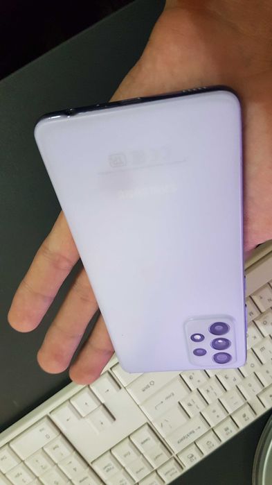 Продается Samsung Galaxy A52
