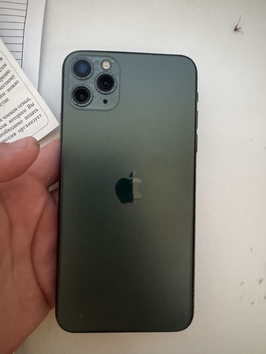 продам iphone 11 pro max/ айфон 11 про макс