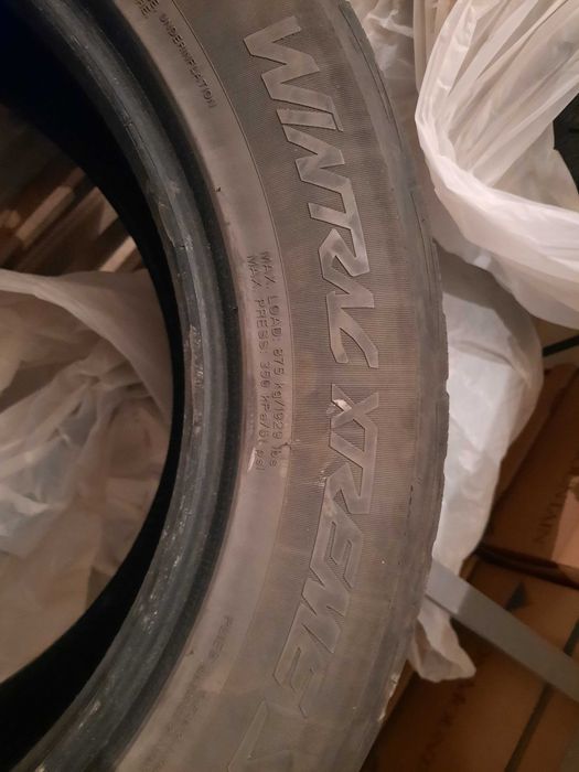 Anvelope iarnă 225 60 R17