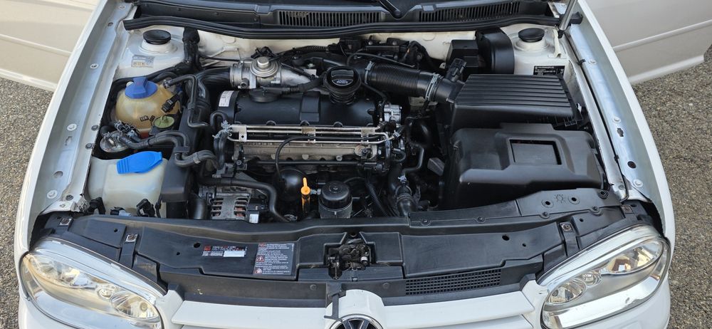 VOLKSWAGEN Golf 2002 — imagine 5