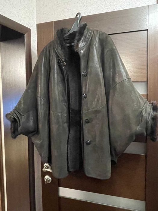 Дубленка модель летучая мышь