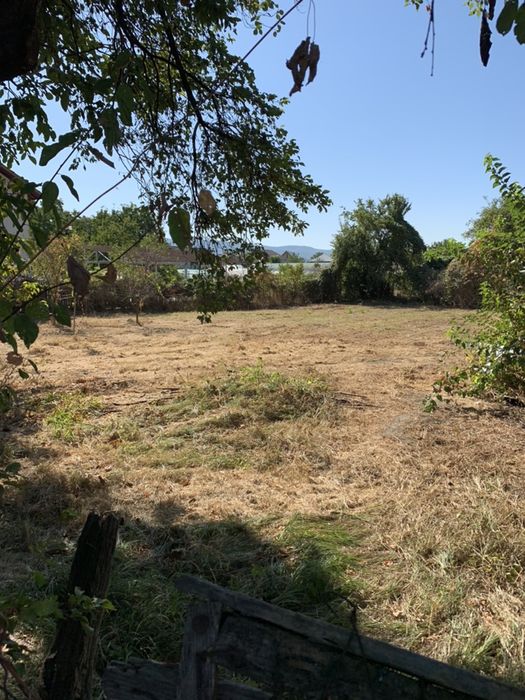 Inchiriez teren strada ostroveni/bulevard dem radulescu