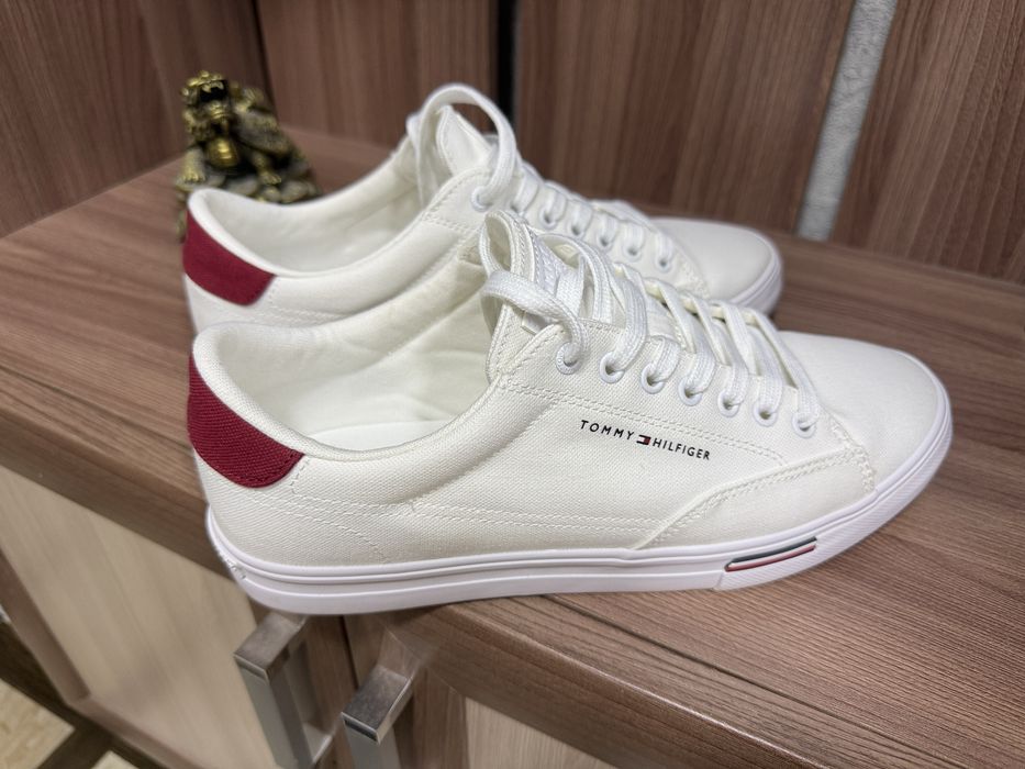 Tommy Hilfiger кеды