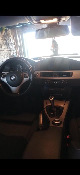 Vând BMW e90 2.0d 163 hp ...NU FAC SCHIMBURI