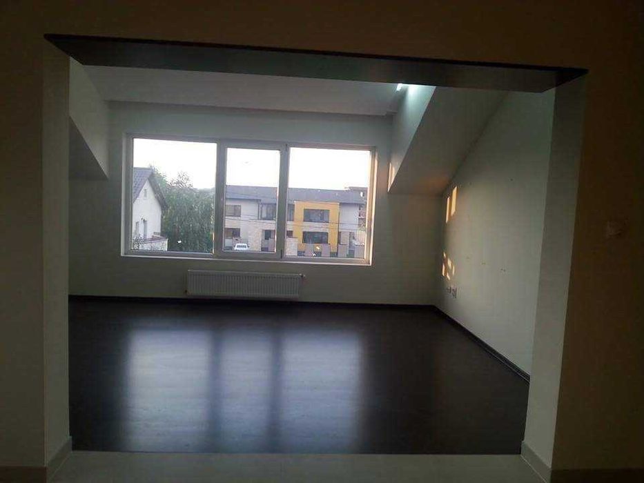 Apartament  85 mp 3 camere Giroc ,Timis