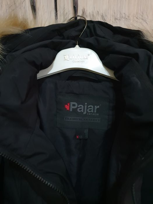 Женская чёрная куртка