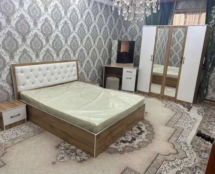 Спалыная гарнитура