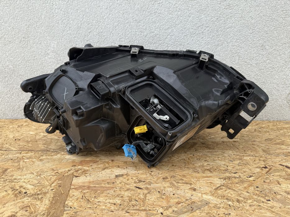 Far dreapta Mercedes GLE W166 W292 Full LED ILS Original Europa